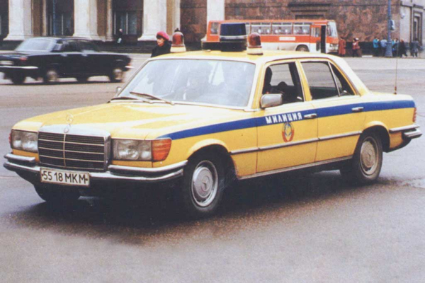 Иномарки на службе советской милиции: от скромных Ford и Renault до Porsche 911