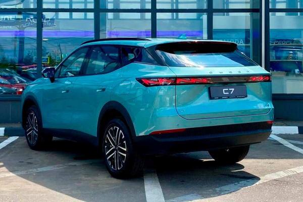 Цвета кузова Omoda C7: пять доступных оттенков для кроссовера