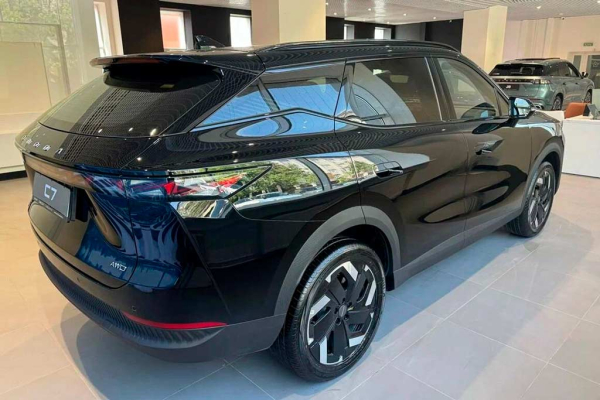 Цвета кузова Omoda C7: пять доступных оттенков для кроссовера