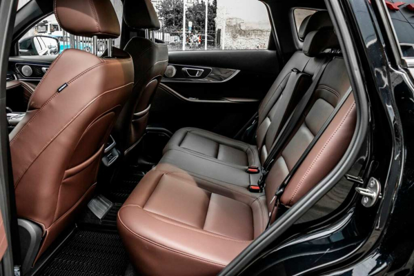 Цвета кузова Chery Tiggo 7L: семь доступных оттенков для кроссовера