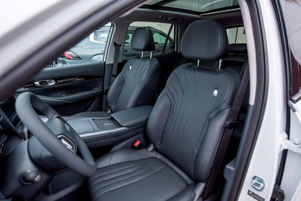 Цвета кузова Geely EX5: пять доступных оттенков для электрического кроссовера