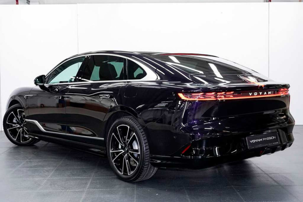 Цвета кузова Voyah Passion: шесть доступных оттенков для седана Цвета кузова Voyah Passion: шесть доступных оттенков для седана