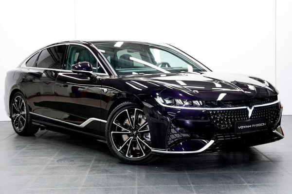 Цвета кузова Voyah Passion: шесть доступных оттенков для седана Цвета кузова Voyah Passion: шесть доступных оттенков для седана