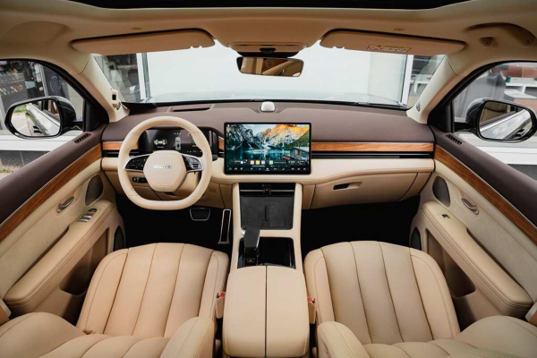 Цвета кузова Seres M7: пять доступных оттенков для кроссовера Цвета кузова Seres M7: пять доступных оттенков для кроссовера